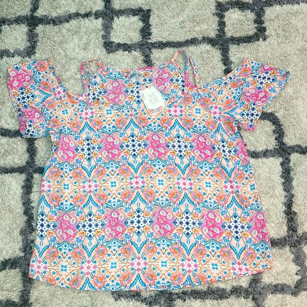 NWT Pink Rose Top Size XL